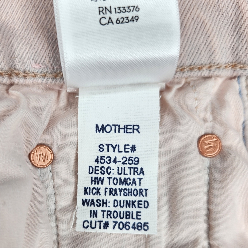 Mother Superior NWT *26 Pink Ultra High Waist Tomcat Kick Fray Shorts Distressed - Picture 11 of 15
